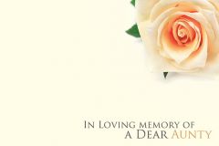 In Loving Memory of a Dear Aunty - Cream Rose Remembrance Card 