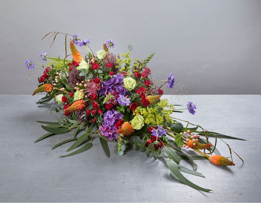 How-to: Natural Funeral Spray Design